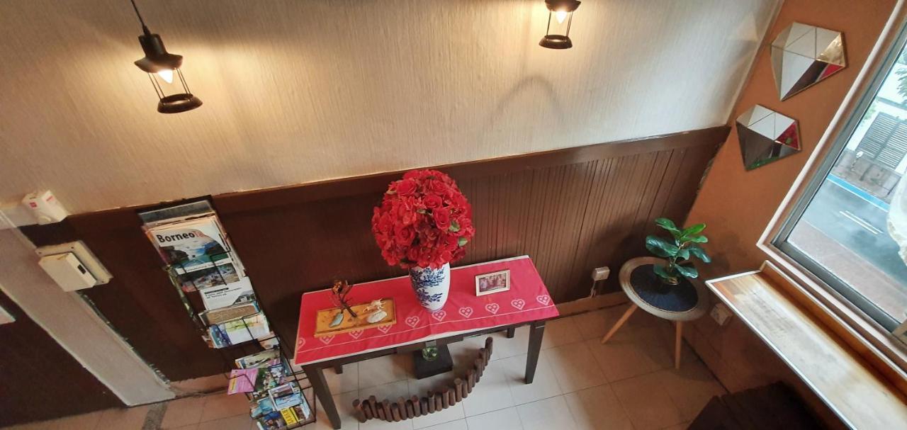 Escape Backpackers Kk Hostel Kota Kinabalu Kültér fotó