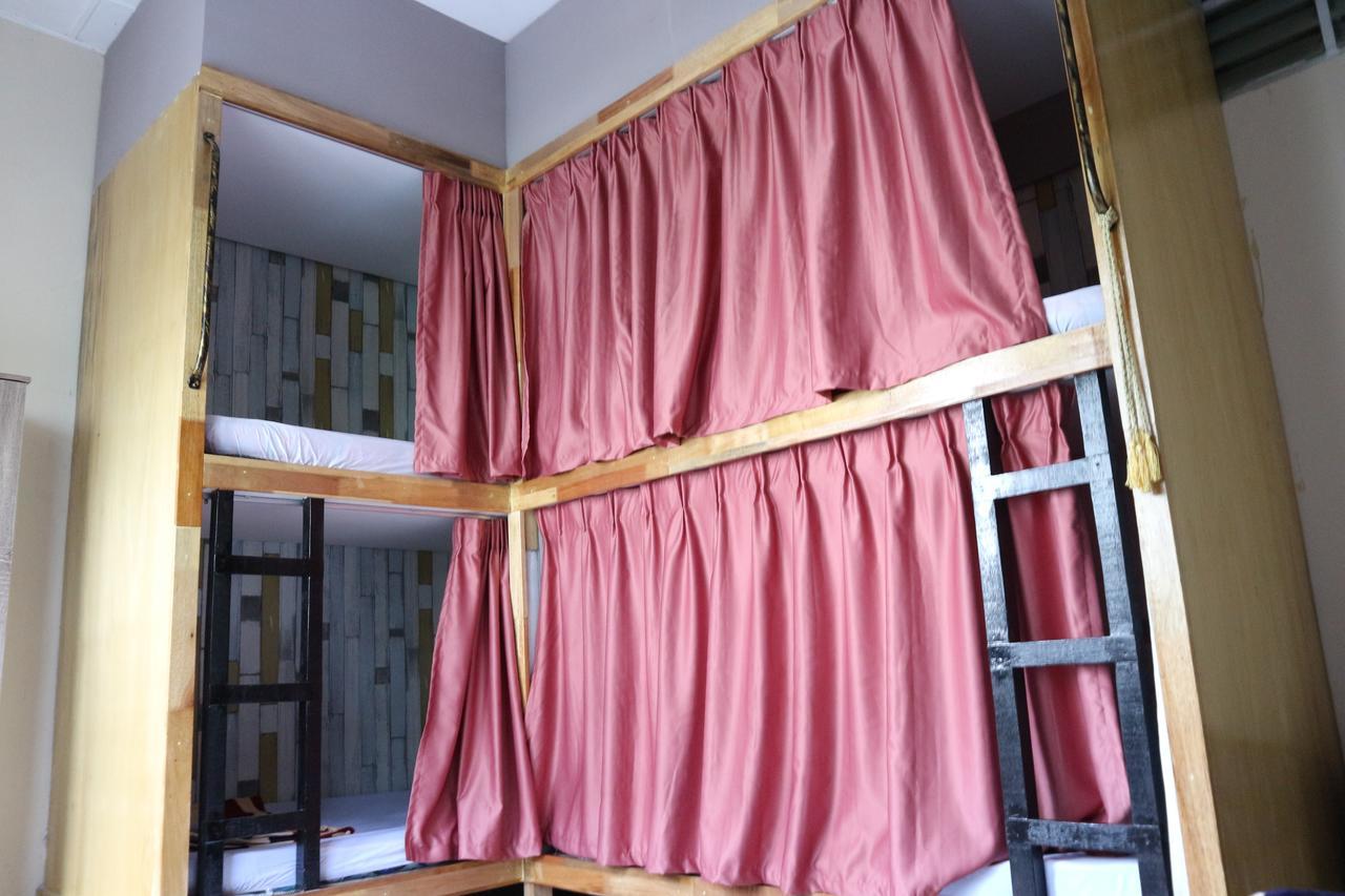 Escape Backpackers Kk Hostel Kota Kinabalu Kültér fotó
