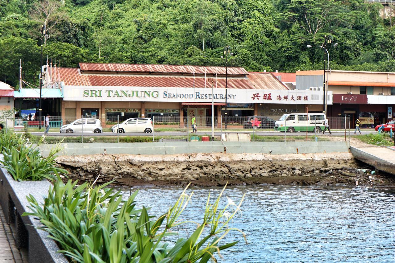 Escape Backpackers Kk Hostel Kota Kinabalu Kültér fotó