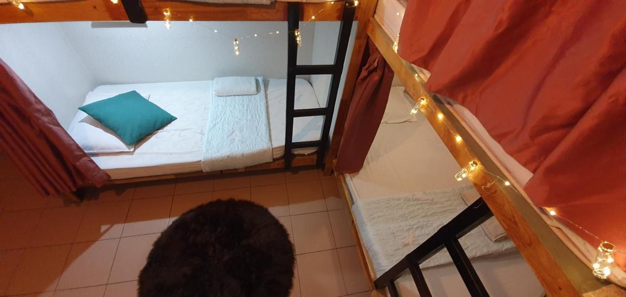 Escape Backpackers Kk Hostel Kota Kinabalu Kültér fotó