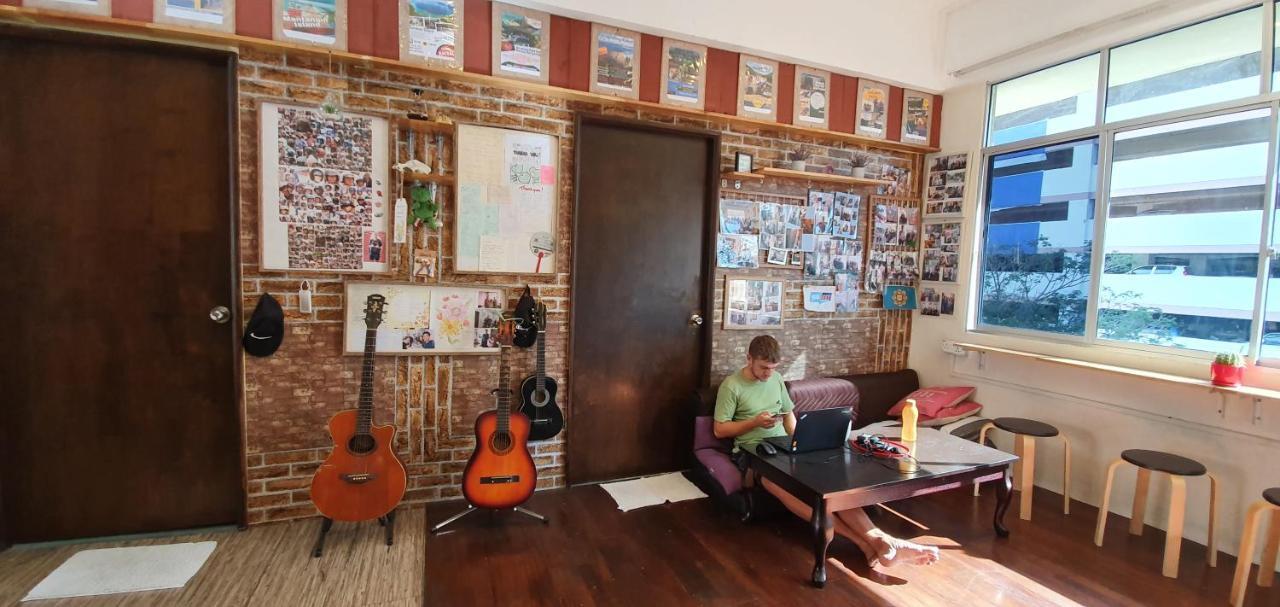 Escape Backpackers Kk Hostel Kota Kinabalu Kültér fotó